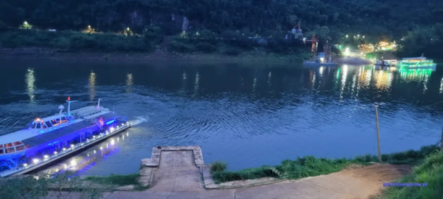 Tres Fronteres Argentyna- rzeka Iguazu - wieczorne imprezy w Brazyli i Argentynie Tres Fronteres Argentyna- rzeka Iguazu