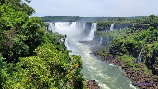 Brazylia wodospady Iguazu - widok na Gargante del Diablo Brazylia wodospady Iguazu - widok na Gargante del Diablo